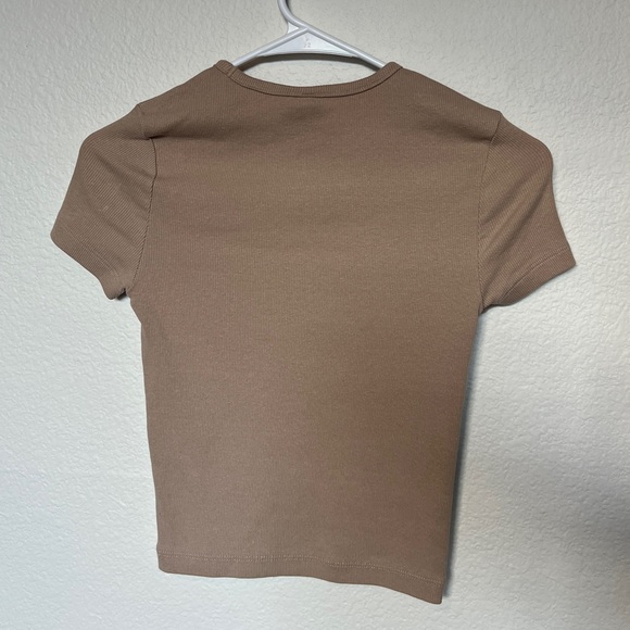 Tan Divided Ribbed Crop Top - Picture 2 of 2